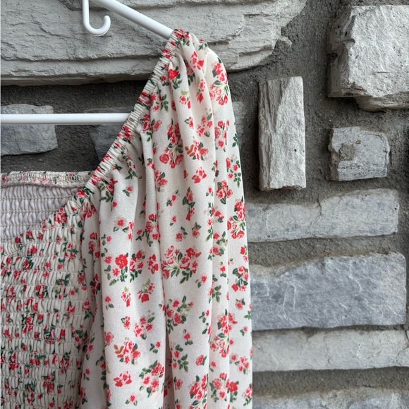 Peach Love California Floral Blouse - Cream and Red - Picture 2 of 3